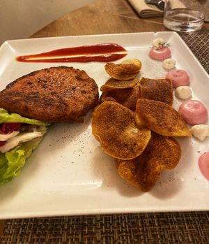 main course: gourmet burger at ORA in Florence