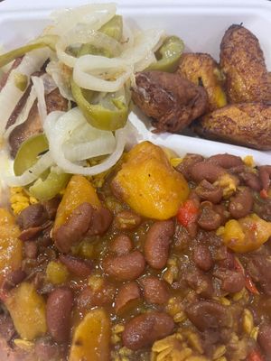 10/10 beans and rice  at Earthy Picks in Orlando