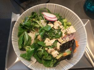 Poke bowl with tofu at Miyagi Express in Ronda