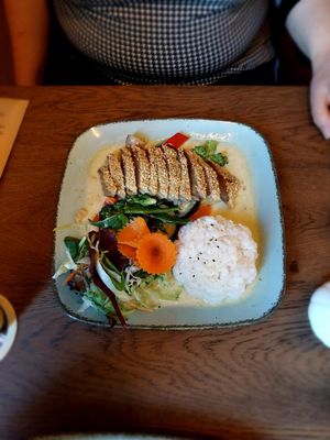 Grünes Curry mit "Ente" at House of Vegan 182 in Berlin