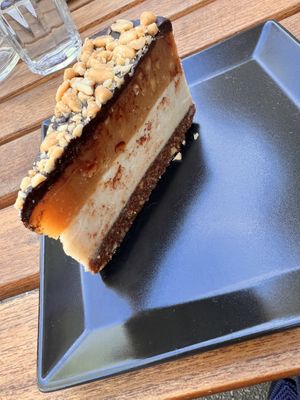 Raw snickers cake  at Food Garden in Zagreb