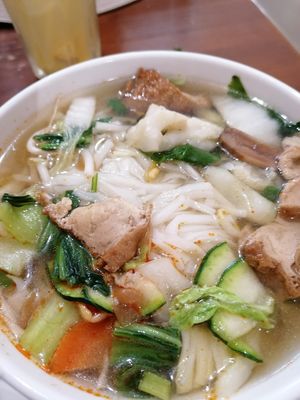  at Hai Nam Pho Bistro in Budapest