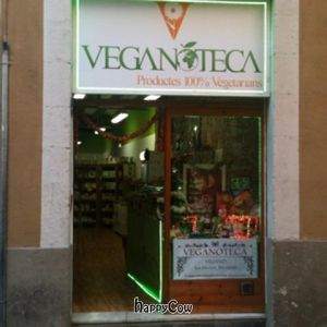 looking in to the store at Veganoteca in Barcelona