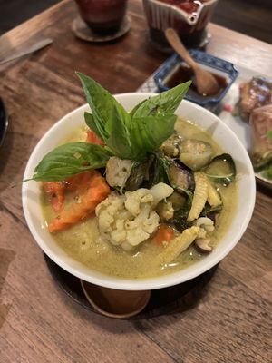 Green curry  at Anotai in Bangkok