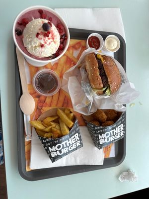   at Mother Burger - Colombo in Lisbon