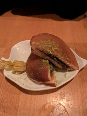 Pancakes filled with mashed red bean: 4/5 at Takenori in Berlin