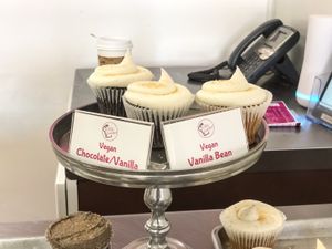 Chocolate/Vanilla & Vanilla Bean at Yummy Cupcakes - Burbank in Burbank