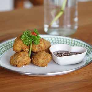 Crispy Cauliflower "Wings": served with vegan BBQ sauce at Warung Dua Hati in Canggu