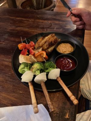 Vegetable skewers with potato veggies at The Shell Lounge in Koh Phangan