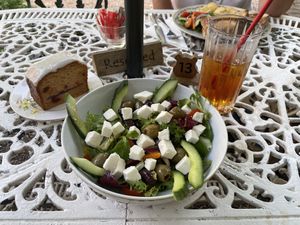 Many vegans options, great tasting, quality ingredients and excellent service to boot! Best place I’ve eaten out at for ages went back the next day for more 🙂  at Pooh Corner in Hartfield