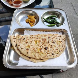 Gobi parantha at Chai & Coffee Indisches Street Food in Cologne