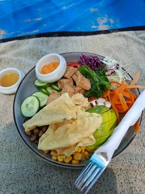 Vegan Bowl at Tom & Jerry in Arugam Bay