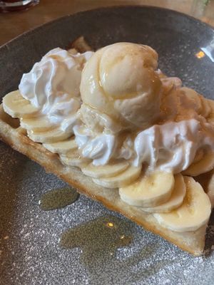 Banoffle  at Madame Waffle in Lincoln
