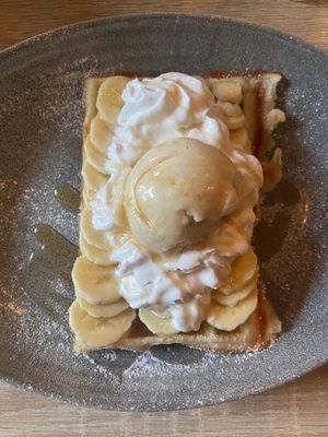 Banoffee  at Madame Waffle in Lincoln
