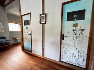 upstairs showers at Yuzaka - Natural & Sustainable Inn in Kazuno
