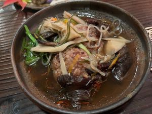 vegan dinner: hotpot with "damako" rice/walnut balls at Yuzaka - Natural & Sustainable Inn in Kazuno