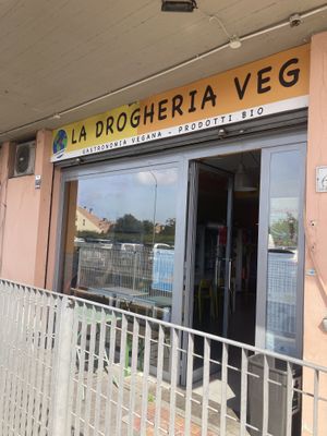   at La Drogheria Veg in Rome