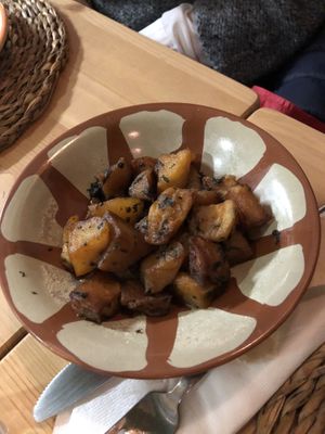   at Hommus Como in Como