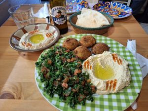  at Hommus Como in Como