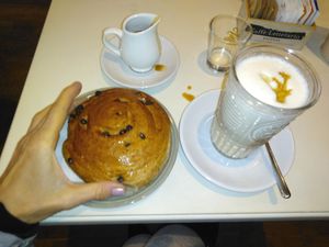 Latte macchiato di soia + girella con gocce di cioccolato at Caffè Letterario in Ravenna