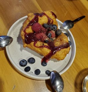 Dessert at Changos Veganos in Mexico City