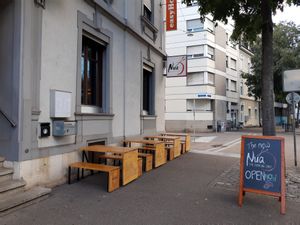 Outdoor seating at Nua - The Dumpling Spirit in Basel