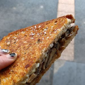 Vegan mushroom toastie at Grumbling Goose in Belgrave