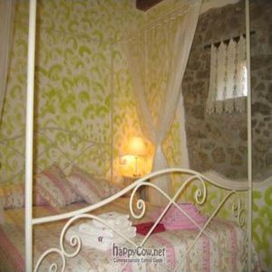 Room Verde at Il Melograno Nano in Barga