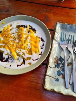 Mango Reis Dessert at Veganam in Kiel