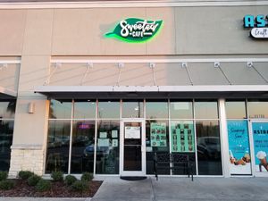  at Sweetea Cafe in Lutz