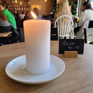 You can book a table at Håndbakt in Oslo