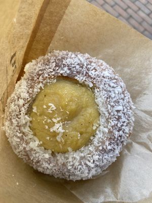 Vegansk skolebolle  at Håndbakt in Oslo