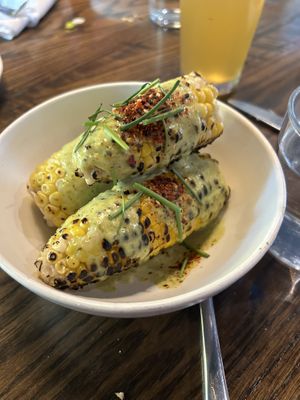 Elotes at Besina in Providence