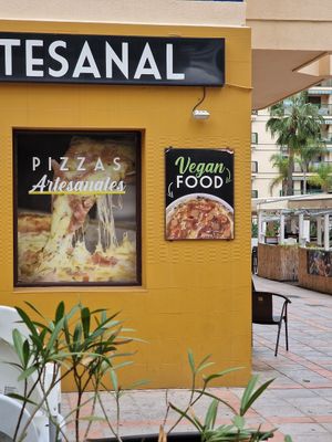 Outside at Pizzería Pipazze in Fuengirola