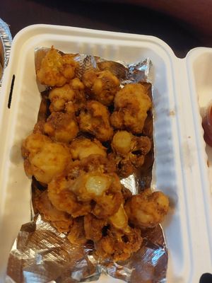 Cauliflower wings at Hot Tongue Pizza in Los Angeles