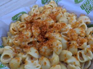 Vegan mac and cheese at Veggie Galaxy in Cambridge