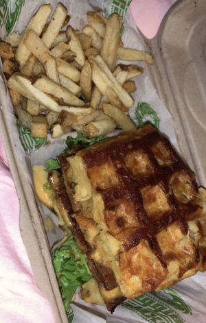 Mac n Cheese chicken sandwich   at Veggie Galaxy in Cambridge