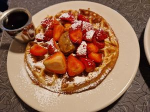  at Veggie Galaxy in Cambridge