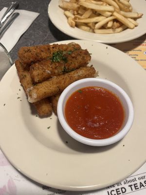 marinara sauce  at Veggie Galaxy in Cambridge