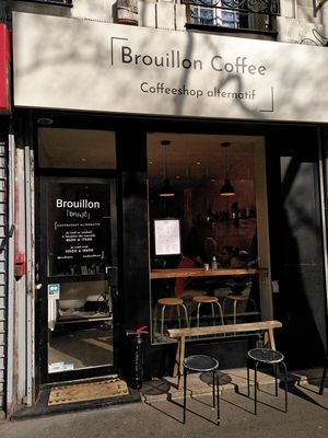 Façade at Brouillon in Paris