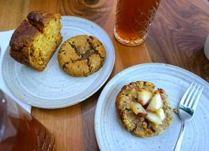 Cookies and cakes at Brouillon in Paris