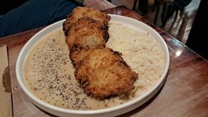 Katsu de berenjena at Pizzeria Campelo in Valdovino