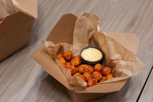 Curry tots with vegan aioli at Mohawk Bend in Los Angeles