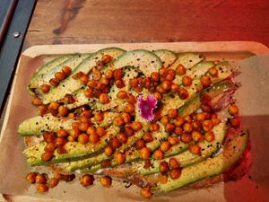 Todtada yogurt de coco aguacate y garbanzos at Brooklyn & Co in Salamanca
