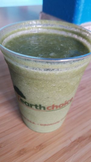 Green velvet at Maui Kombucha in Haiku