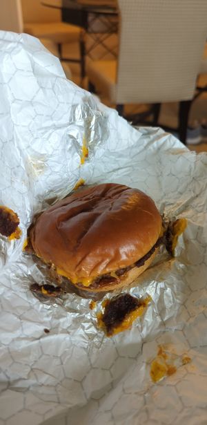 Cheese burger at Smash Me Baby - Takeout & Delivery  in Las Vegas