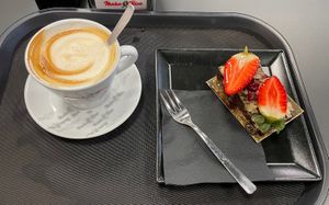 Cappuccino di avena e gf brownie  at Tre Sorelle in Ravenna