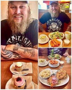 Cupcakes, chik'n sandwich, and wings at Native Foods - Wicker Park in Chicago