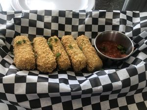 Yummy mozzarella sticks 😋  at BeeWali's Vegan AF in Los Angeles