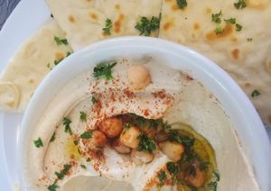 Hummus and Pita at BeeWali's Vegan AF in Los Angeles